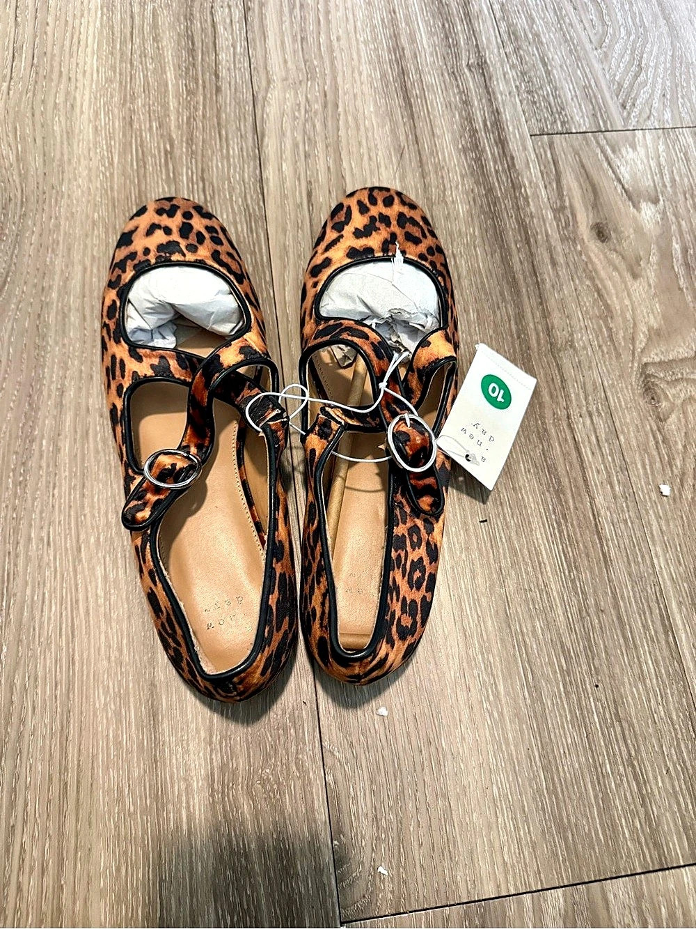 A New Day Tasmin Leopard Print Mary Jane Flats US 10